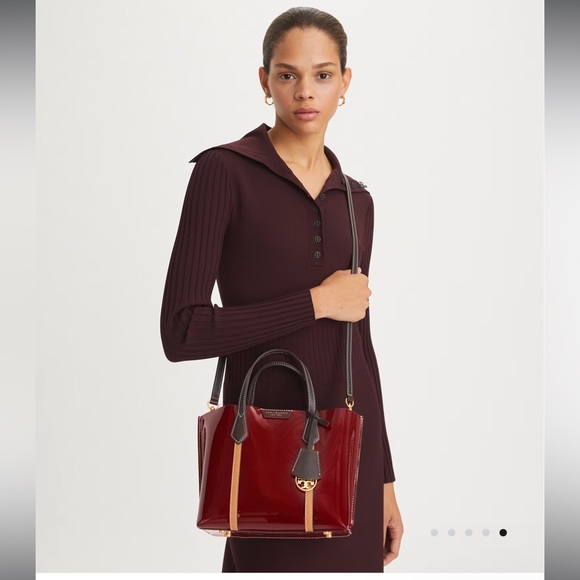 Sale NWT Tory Burch Small Perry Patent Triple Compartment Tote $448 - Picture 3 of 5